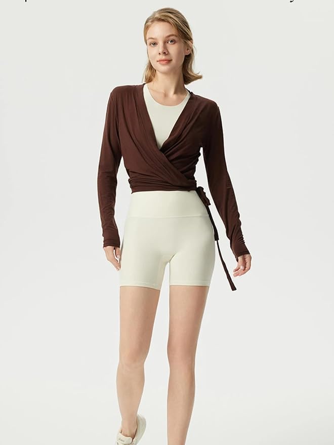 Yoga outfit with feminine temperament, cross V-neck, slimming effect, pleated waist, slim fit, sports long sleeved outfit