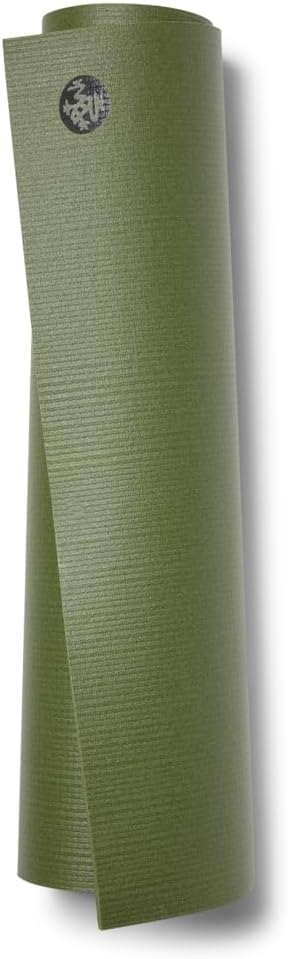 Manduka PRO Yoga Mat – Premium 6mm Thick Mat, High Performance Grip, Ultra Dense Cushioning for Support and Stability in Yoga, Pilates, Gym and Any General Fitness
