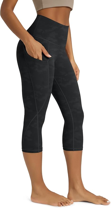 ODODOS Women's High Waisted Yoga Capris with Pockets, Tummy Control Non See Through Workout Athletic Running Capri Leggings