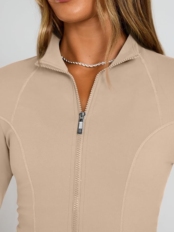 Trendy Queen Womens Lightweight Zip Up Jackets 2026 Athletic Workout Hoodies Spring Shirt Fitted Gym Clothes with Pocket