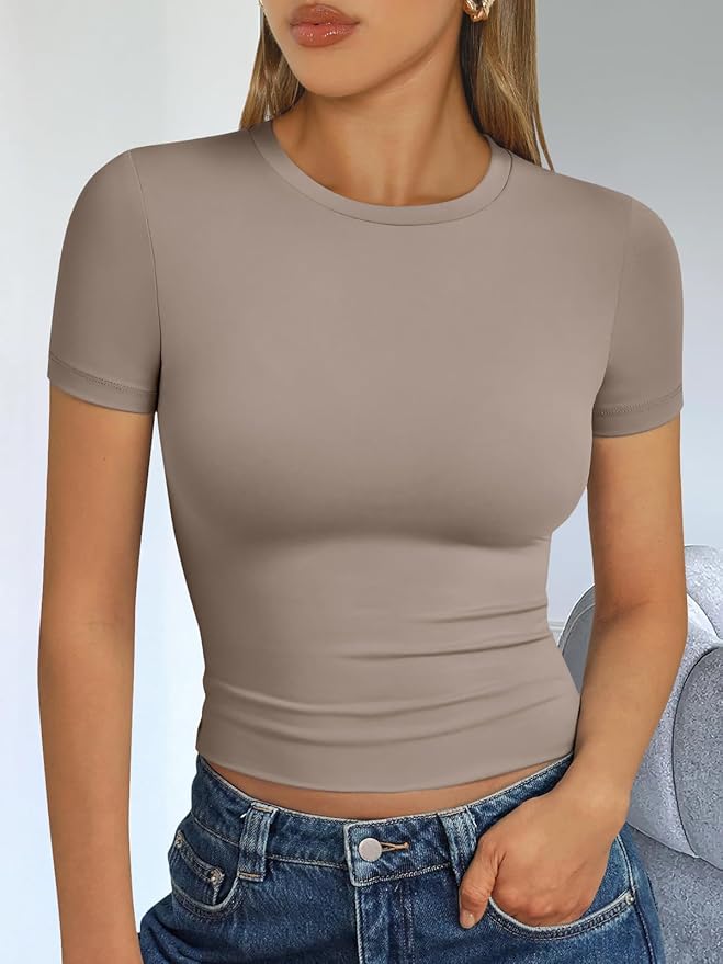 Trendy Queen Womens Short Sleeve T Shirts - Buttery Soft Summer Crop Tops Slim Fit Y2k Basic Tees for Workout