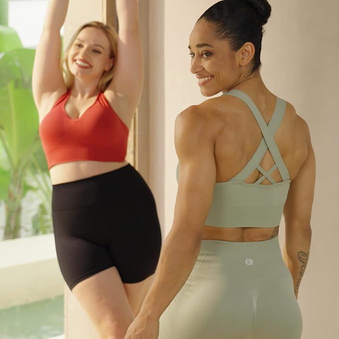 Evercute Sports Bras for Women Padded Medium Support Criss Cross Strappy Bra Seamless High Impact Yoga Exercise Athletic Bras