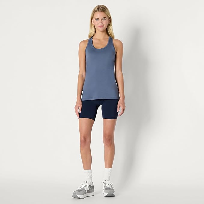 Amazon Essentials Women's Active Quick Dry Tech Stretch Racerback Scoop Neck Tank Top, Multipacks