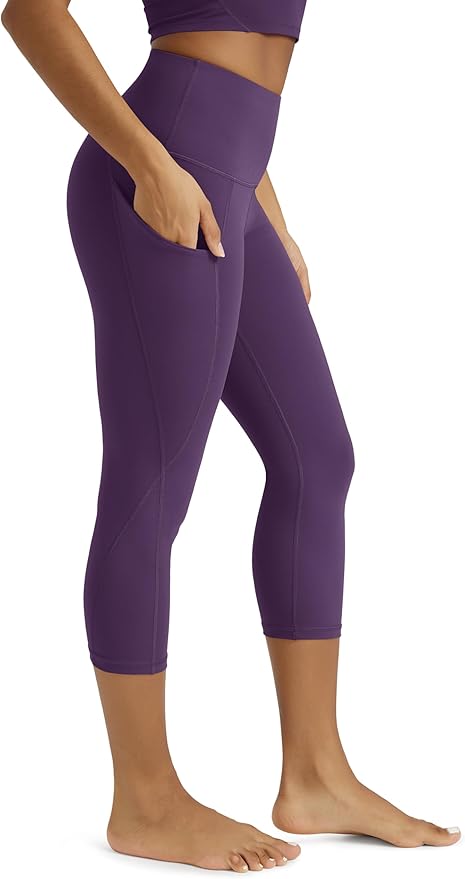 ODODOS Women's High Waisted Yoga Capris with Pockets, Tummy Control Non See Through Workout Athletic Running Capri Leggings