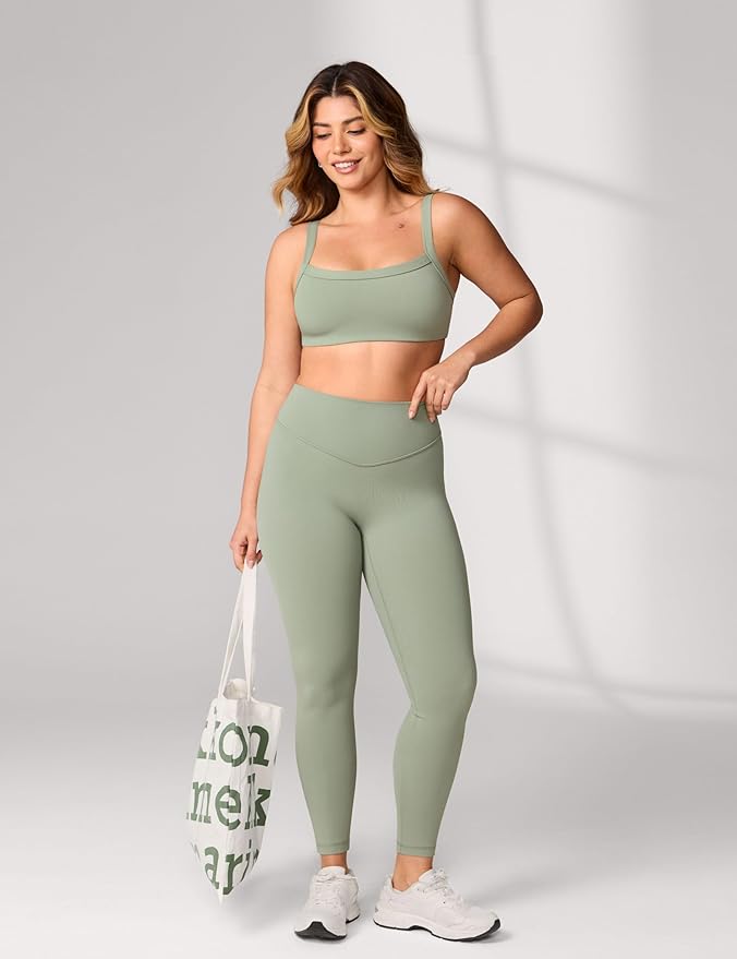 UNISSU Hugcurve Adjustable Sports Bra Square Neck Wireless Padded Yoga Workout Tops
