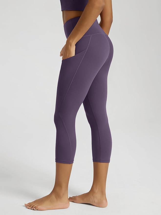 ODODOS Women's High Waisted Yoga Capris with Pockets, Tummy Control Non See Through Workout Athletic Running Capri Leggings
