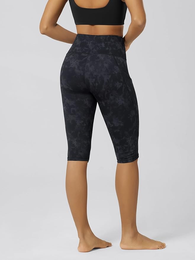 ODODOS Women's High Waisted Yoga Capris with Pockets, Tummy Control Non See Through Workout Athletic Running Capri Leggings