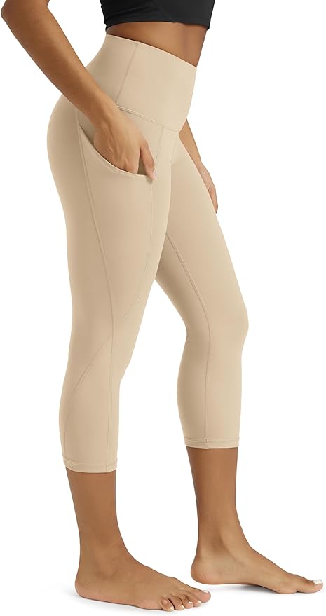 ODODOS Women's High Waisted Yoga Capris with Pockets, Tummy Control Non See Through Workout Athletic Running Capri Leggings
