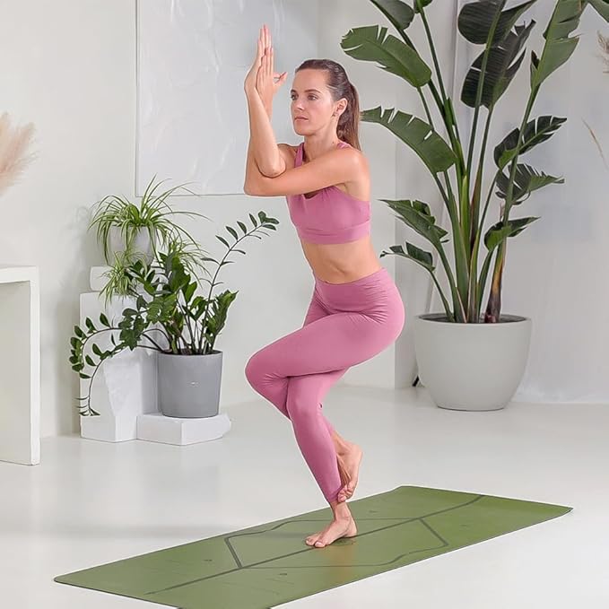 Liforme Original Yoga Mat – Free Yoga Bag Included - Patented Alignment System, Warrior-like Grip, Non-slip, Eco-friendly, sweat-resistant, long, wide, 4.2mm thick mat for comfort