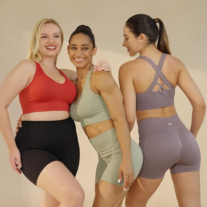 Evercute Sports Bras for Women Padded Medium Support Criss Cross Strappy Bra Seamless High Impact Yoga Exercise Athletic Bras