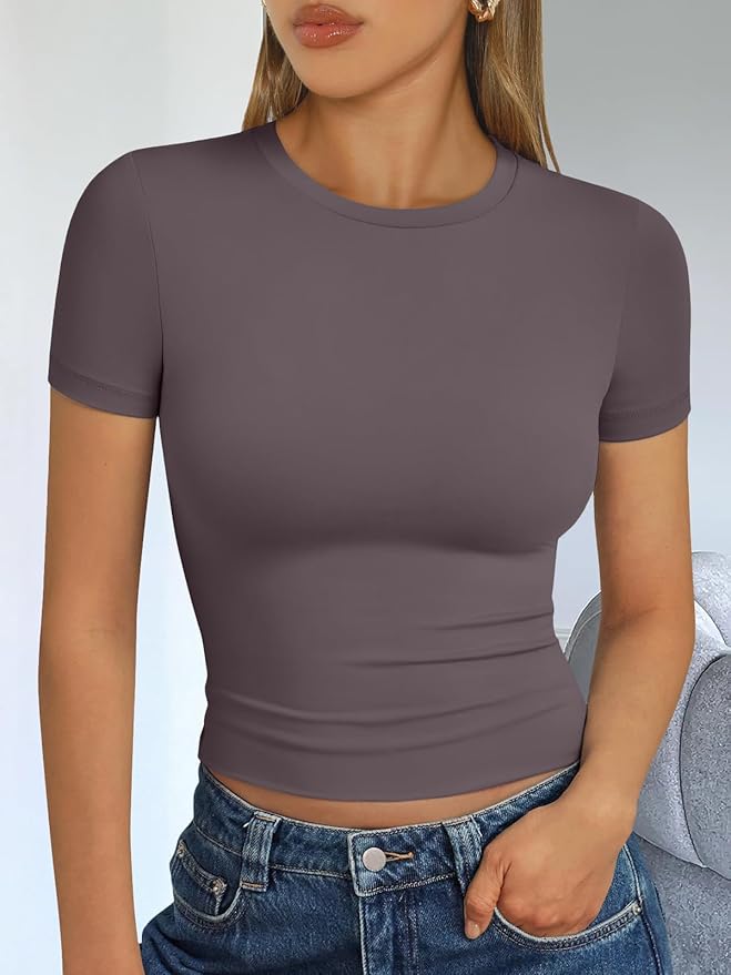 Trendy Queen Womens Short Sleeve T Shirts - Buttery Soft Summer Crop Tops Slim Fit Y2k Basic Tees for Workout