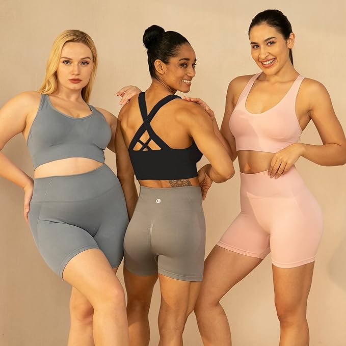 Evercute Sports Bras for Women Padded Medium Support Criss Cross Strappy Bra Seamless High Impact Yoga Exercise Athletic Bras