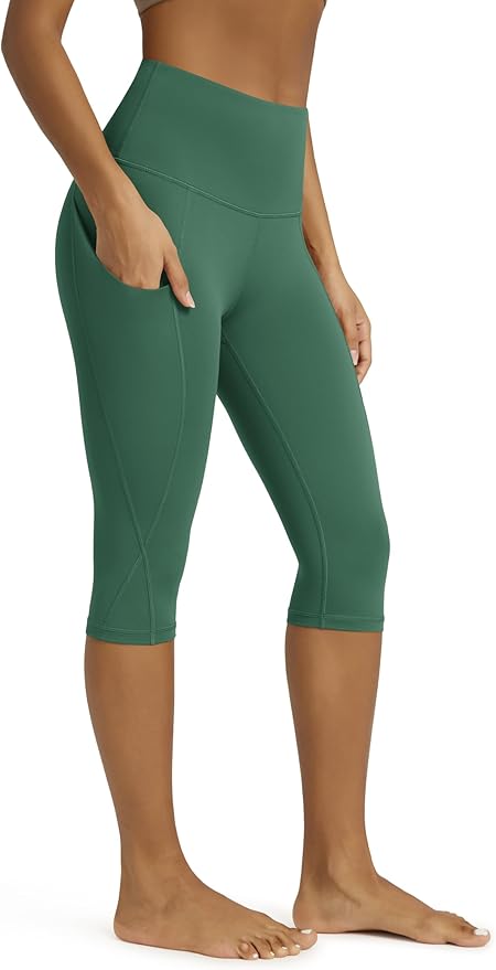 ODODOS Women's High Waisted Yoga Capris with Pockets, Tummy Control Non See Through Workout Athletic Running Capri Leggings