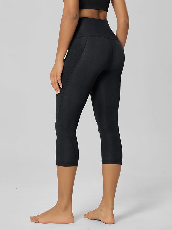 ODODOS Women's High Waisted Yoga Capris with Pockets, Tummy Control Non See Through Workout Athletic Running Capri Leggings
