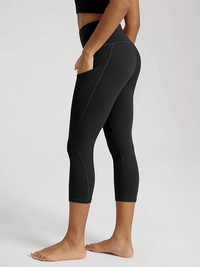 ODODOS Women's High Waisted Yoga Capris with Pockets, Tummy Control Non See Through Workout Athletic Running Capri Leggings