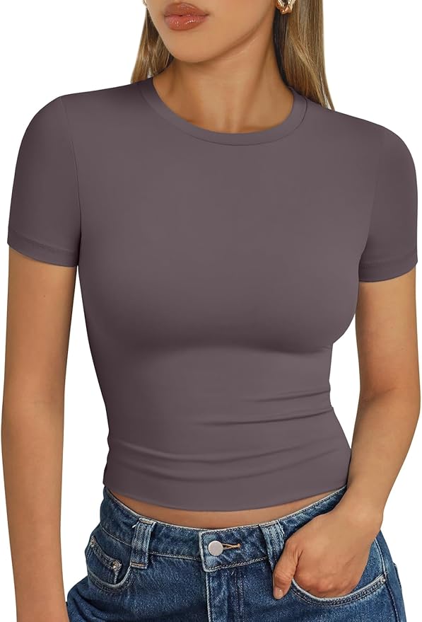 Trendy Queen Womens Short Sleeve T Shirts - Buttery Soft Summer Crop Tops Slim Fit Y2k Basic Tees for Workout