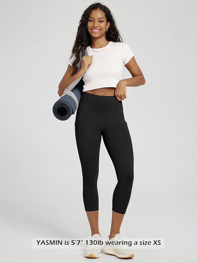 ODODOS Women's High Waisted Yoga Capris with Pockets, Tummy Control Non See Through Workout Athletic Running Capri Leggings