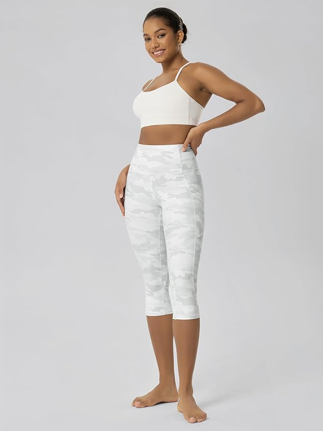 ODODOS Women's High Waisted Yoga Capris with Pockets, Tummy Control Non See Through Workout Athletic Running Capri Leggings