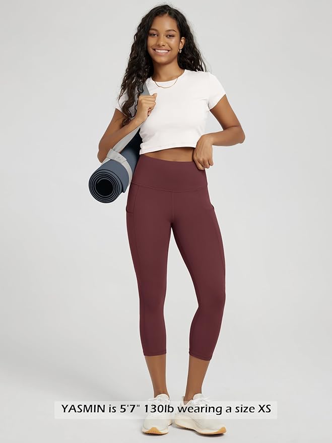 ODODOS Women's High Waisted Yoga Capris with Pockets, Tummy Control Non See Through Workout Athletic Running Capri Leggings