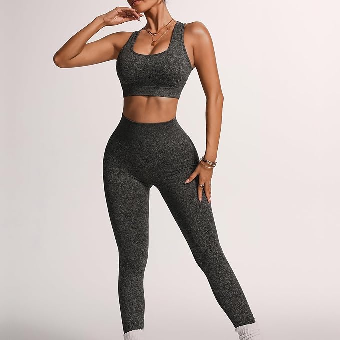 High Stretch Seamless Yoga Set – Gray Sports Bra and Leggings, Breathable Design, Perfect for Gym, Yoga