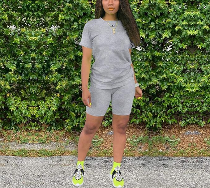 KINIKO Women's 2 Piece Casual Fashion Sports Solid Color Suit short Sleeve top and Pants Set Sweatshirt