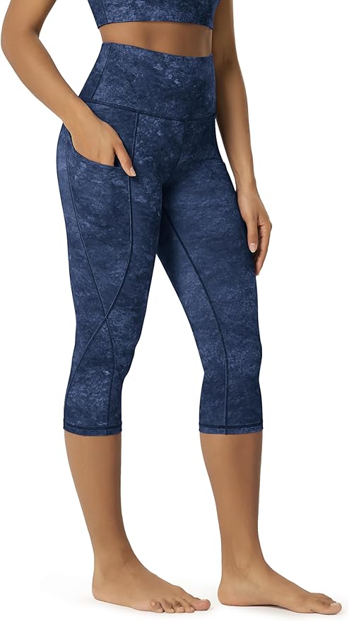 ODODOS Women's High Waisted Yoga Capris with Pockets, Tummy Control Non See Through Workout Athletic Running Capri Leggings