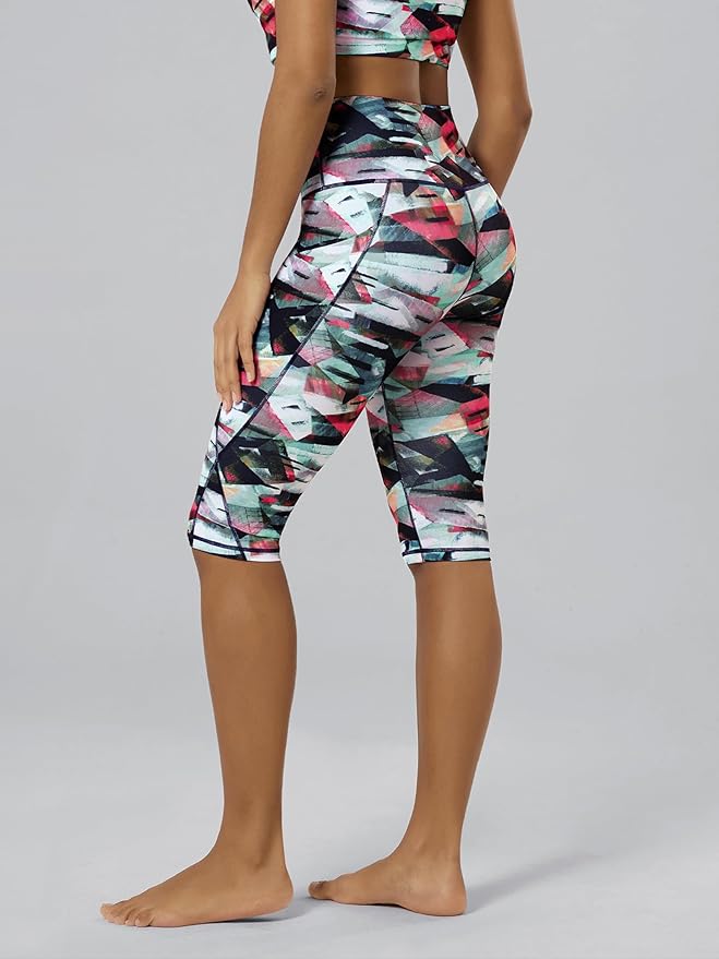 ODODOS Women's High Waisted Yoga Capris with Pockets, Tummy Control Non See Through Workout Athletic Running Capri Leggings