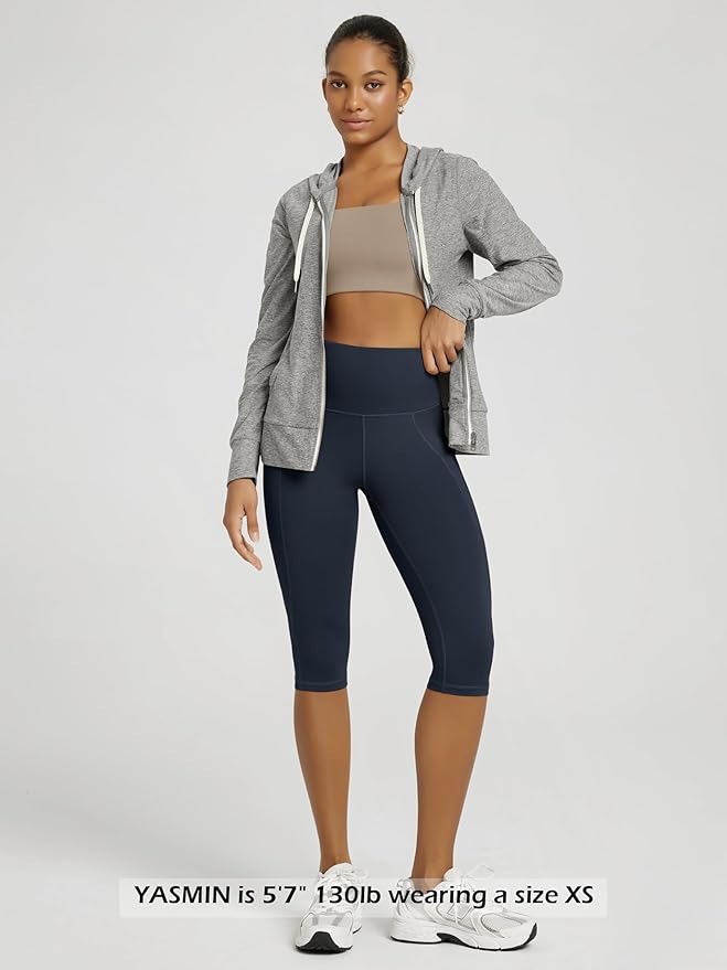 ODODOS Women's High Waisted Yoga Capris with Pockets, Tummy Control Non See Through Workout Athletic Running Capri Leggings