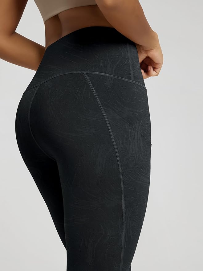 ODODOS Women's High Waisted Yoga Capris with Pockets, Tummy Control Non See Through Workout Athletic Running Capri Leggings