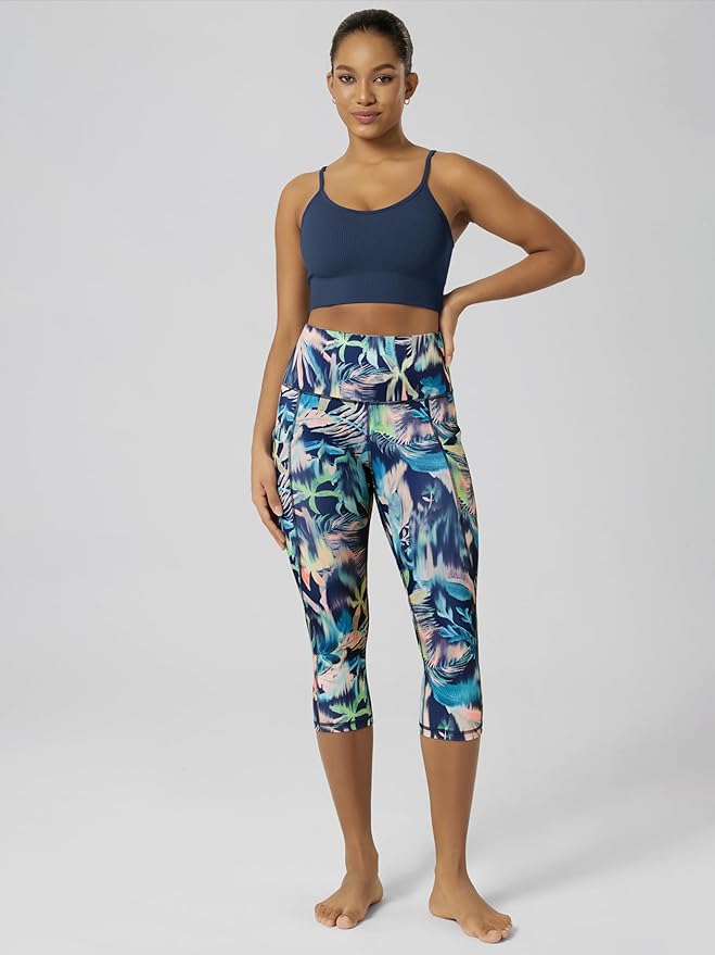 ODODOS Women's High Waisted Yoga Capris with Pockets, Tummy Control Non See Through Workout Athletic Running Capri Leggings
