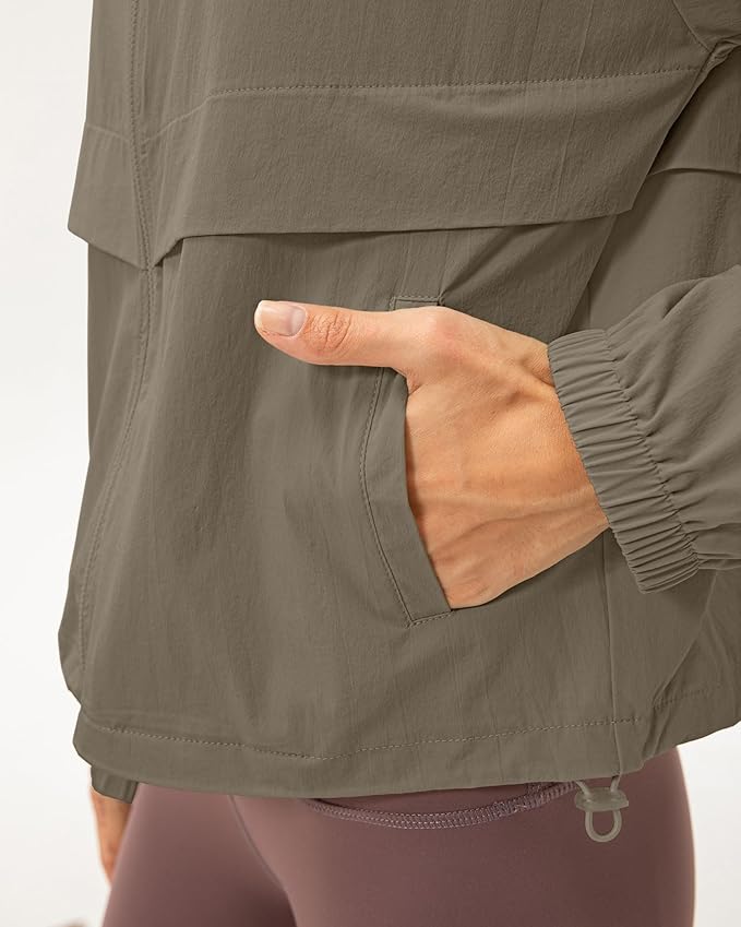 Locachy Women's Lightweight Zip Up Athletic Jacket Stand Collar Windproof Sun Protection Workout Outdoor Jacket