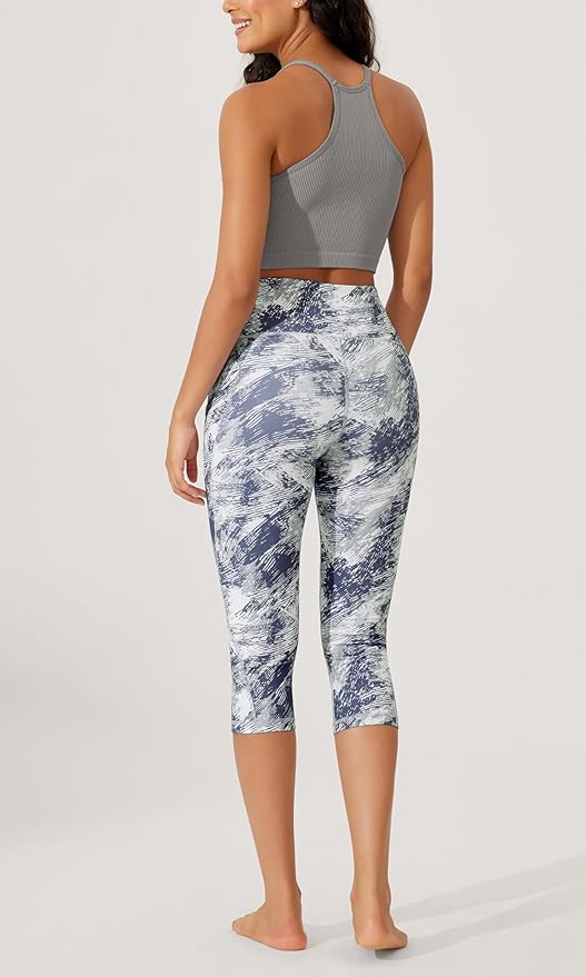ODODOS Women's High Waisted Yoga Capris with Pockets, Tummy Control Non See Through Workout Athletic Running Capri Leggings