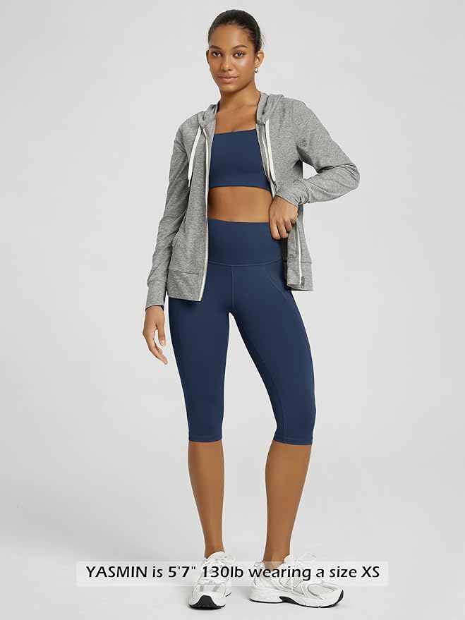 ODODOS Women's High Waisted Yoga Capris with Pockets, Tummy Control Non See Through Workout Athletic Running Capri Leggings