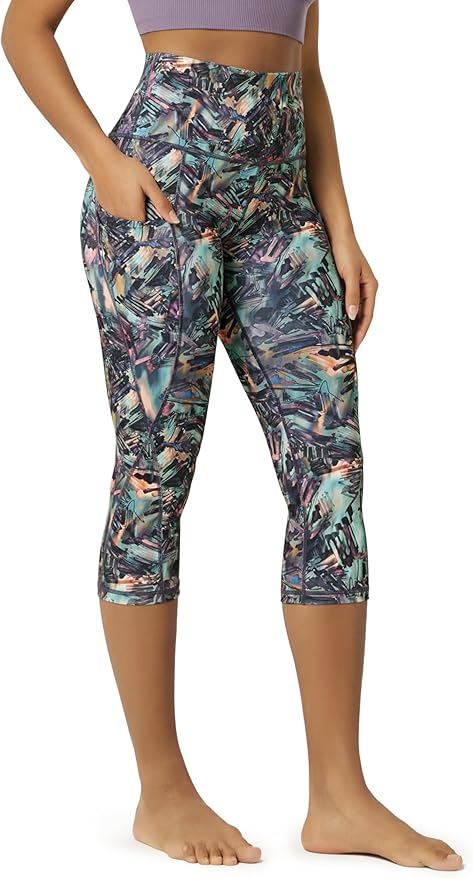 ODODOS Women's High Waisted Yoga Capris with Pockets, Tummy Control Non See Through Workout Athletic Running Capri Leggings