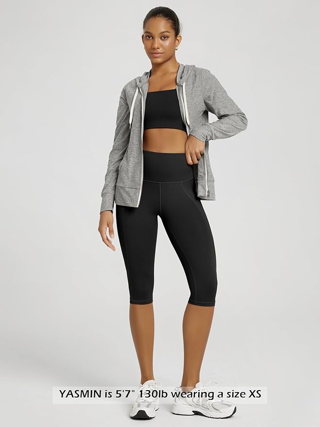 ODODOS Women's High Waisted Yoga Capris with Pockets, Tummy Control Non See Through Workout Athletic Running Capri Leggings