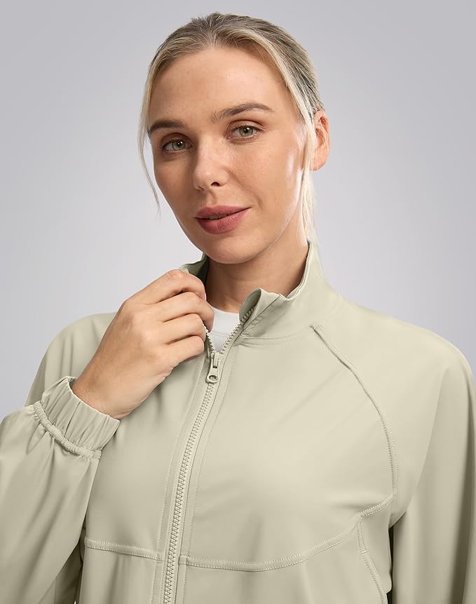 Soothfeel Women's Athletic workout Jacket Lightweight UPF 50+ Long Sleeve Sun Protection Shirts Zip Up Cropped Hiking Tops