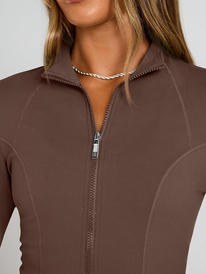 Trendy Queen Womens Lightweight Zip Up Jackets 2026 Athletic Workout Hoodies Spring Shirt Fitted Gym Clothes with Pocket