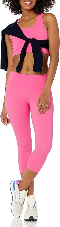 Amazon Essentials Women's Exercise Workout Leggings, Active Sculpt, Mid-Rise Capri with Pockets