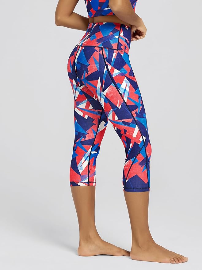 ODODOS Women's High Waisted Yoga Capris with Pockets, Tummy Control Non See Through Workout Athletic Running Capri Leggings