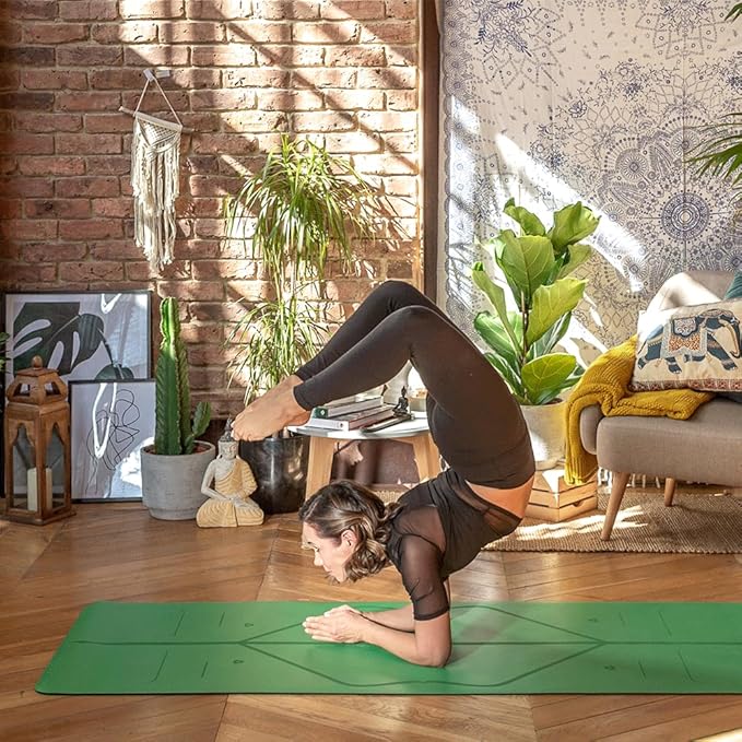 Liforme Original Yoga Mat – Free Yoga Bag Included - Patented Alignment System, Warrior-like Grip, Non-slip, Eco-friendly, sweat-resistant, long, wide, 4.2mm thick mat for comfort