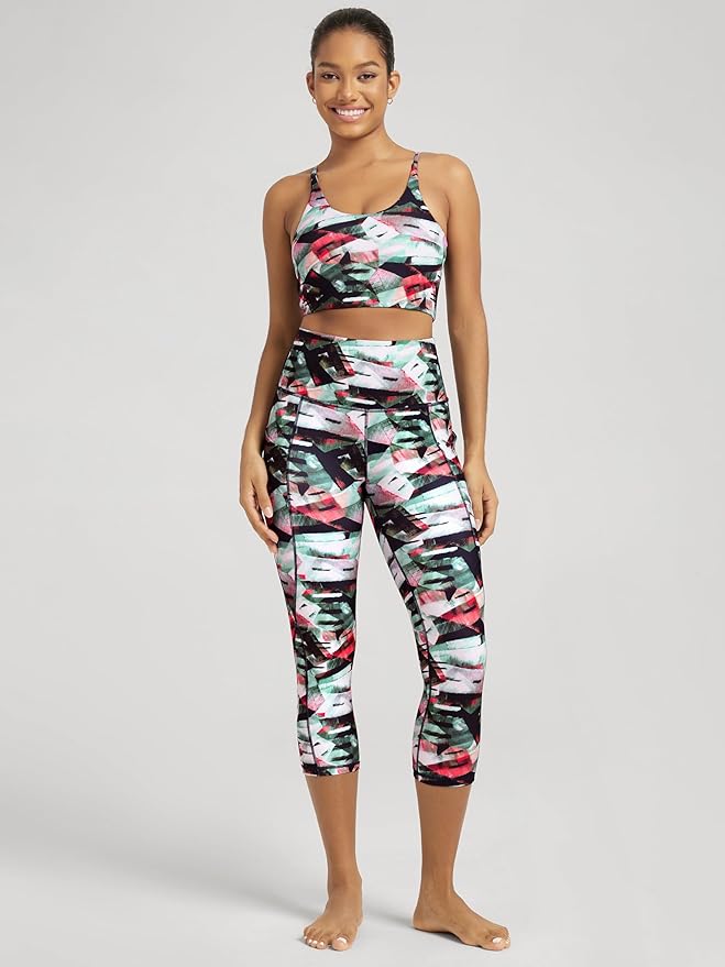 ODODOS Women's High Waisted Yoga Capris with Pockets, Tummy Control Non See Through Workout Athletic Running Capri Leggings