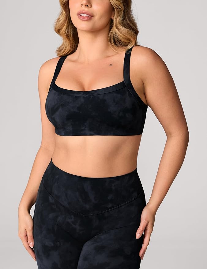 UNISSU Hugcurve Adjustable Sports Bra Square Neck Wireless Padded Yoga Workout Tops