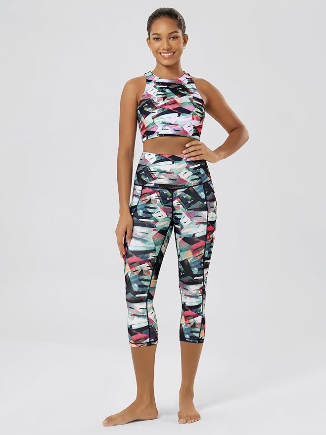 ODODOS Women's High Waisted Yoga Capris with Pockets, Tummy Control Non See Through Workout Athletic Running Capri Leggings