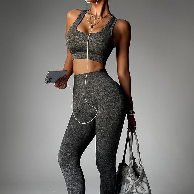 High Stretch Seamless Yoga Set – Gray Sports Bra and Leggings, Breathable Design, Perfect for Gym, Yoga