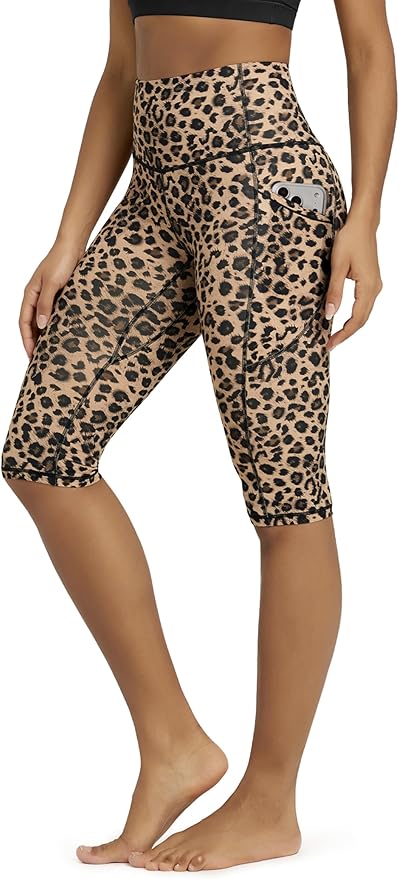 ODODOS Women's High Waisted Yoga Capris with Pockets, Tummy Control Non See Through Workout Athletic Running Capri Leggings
