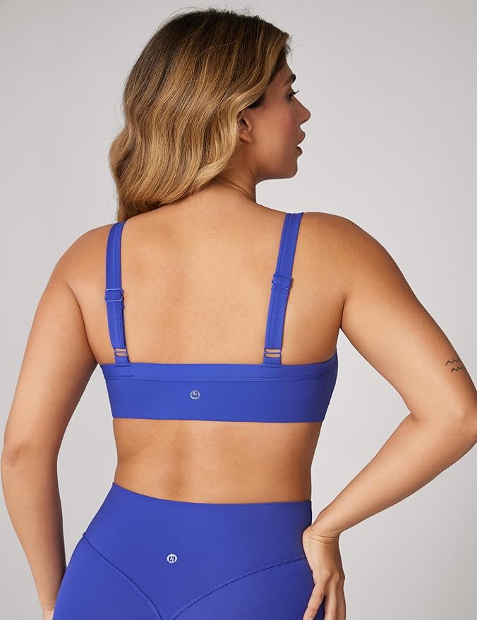 UNISSU Hugcurve Adjustable Sports Bra Square Neck Wireless Padded Yoga Workout Tops
