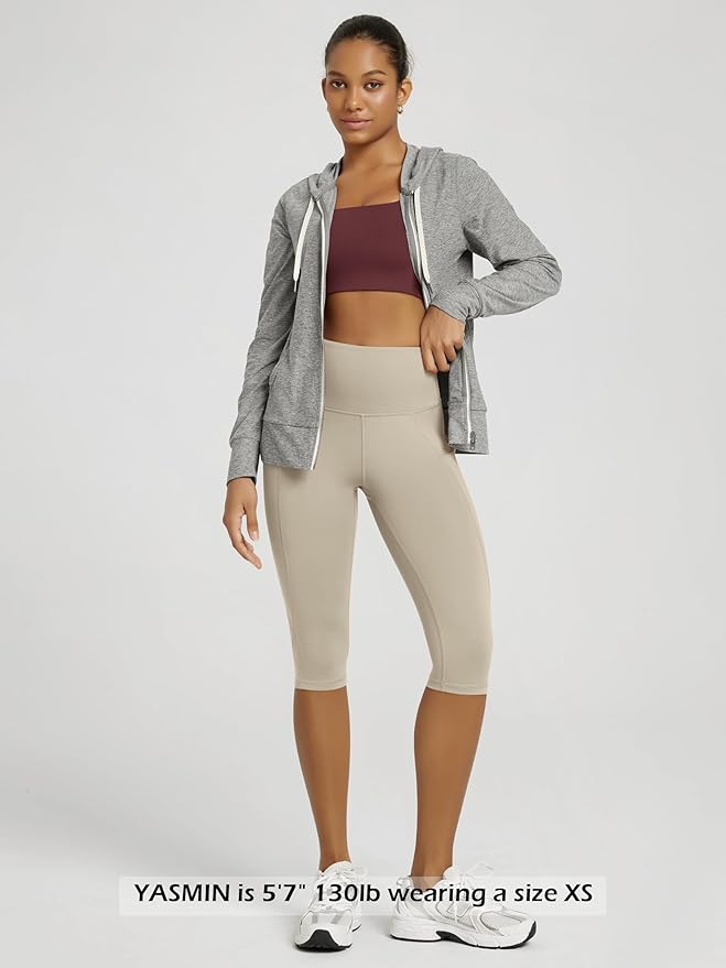 ODODOS Women's High Waisted Yoga Capris with Pockets, Tummy Control Non See Through Workout Athletic Running Capri Leggings