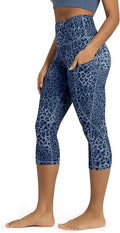 ODODOS Women's High Waisted Yoga Capris with Pockets, Tummy Control Non See Through Workout Athletic Running Capri Leggings