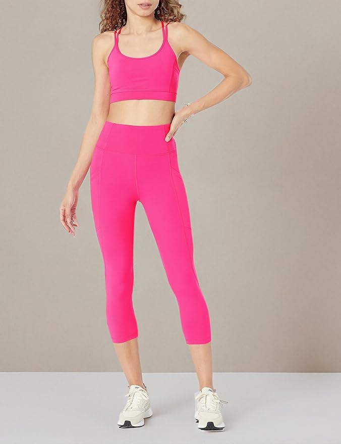 Amazon Essentials Women's High Waisted Active Sculpt Workout Athleisure Capri Leggings with Pockets