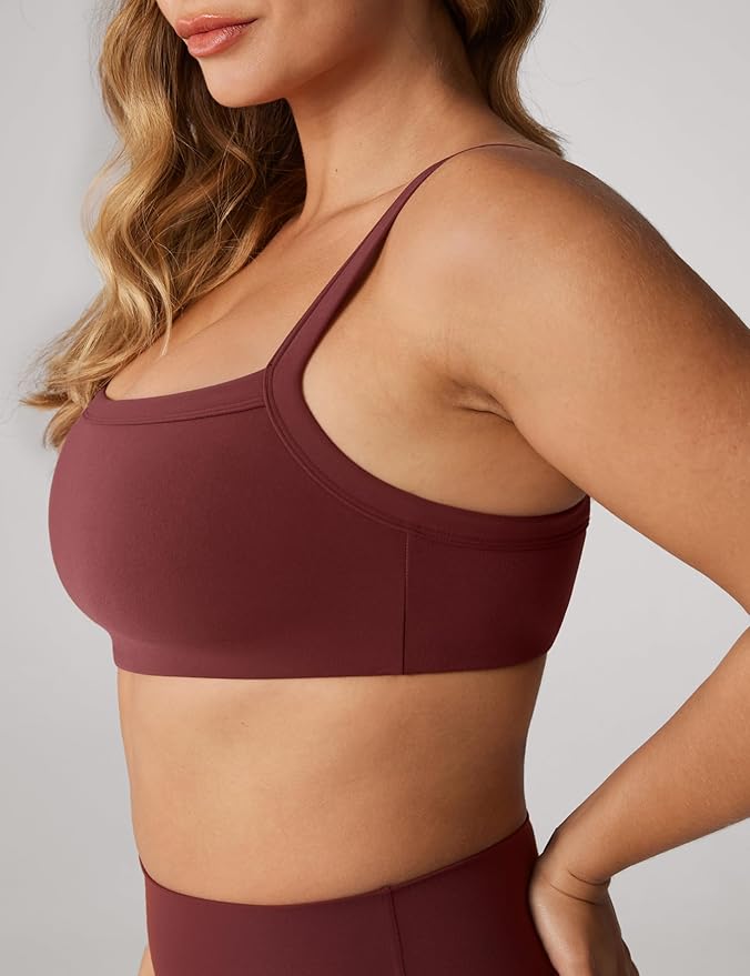 UNISSU Hugcurve Adjustable Sports Bra Square Neck Wireless Padded Yoga Workout Tops
